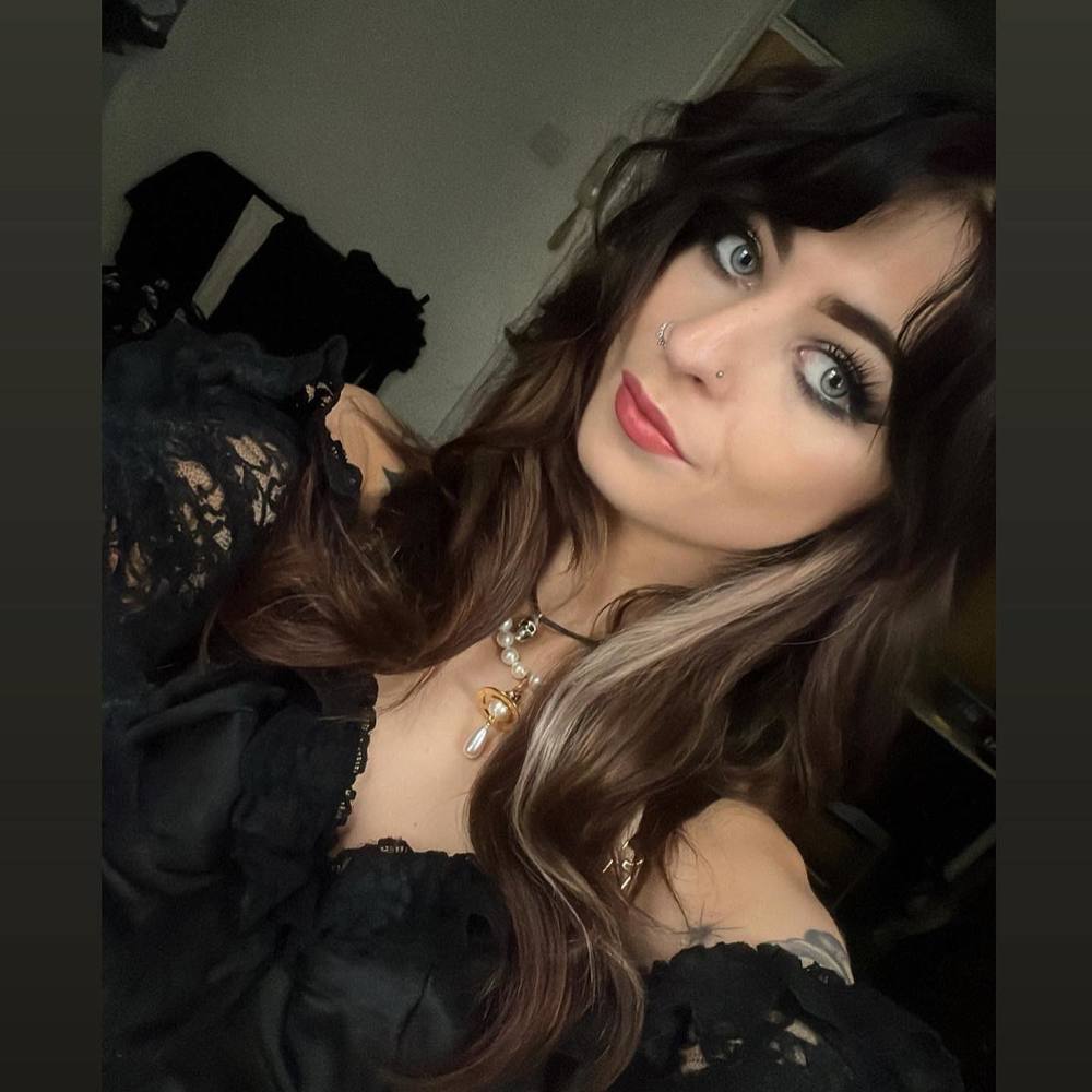 Meet your Posher, Imogen
